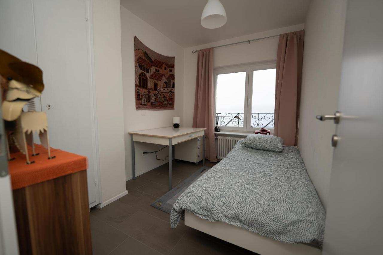 Apartment Entire With Stunning View