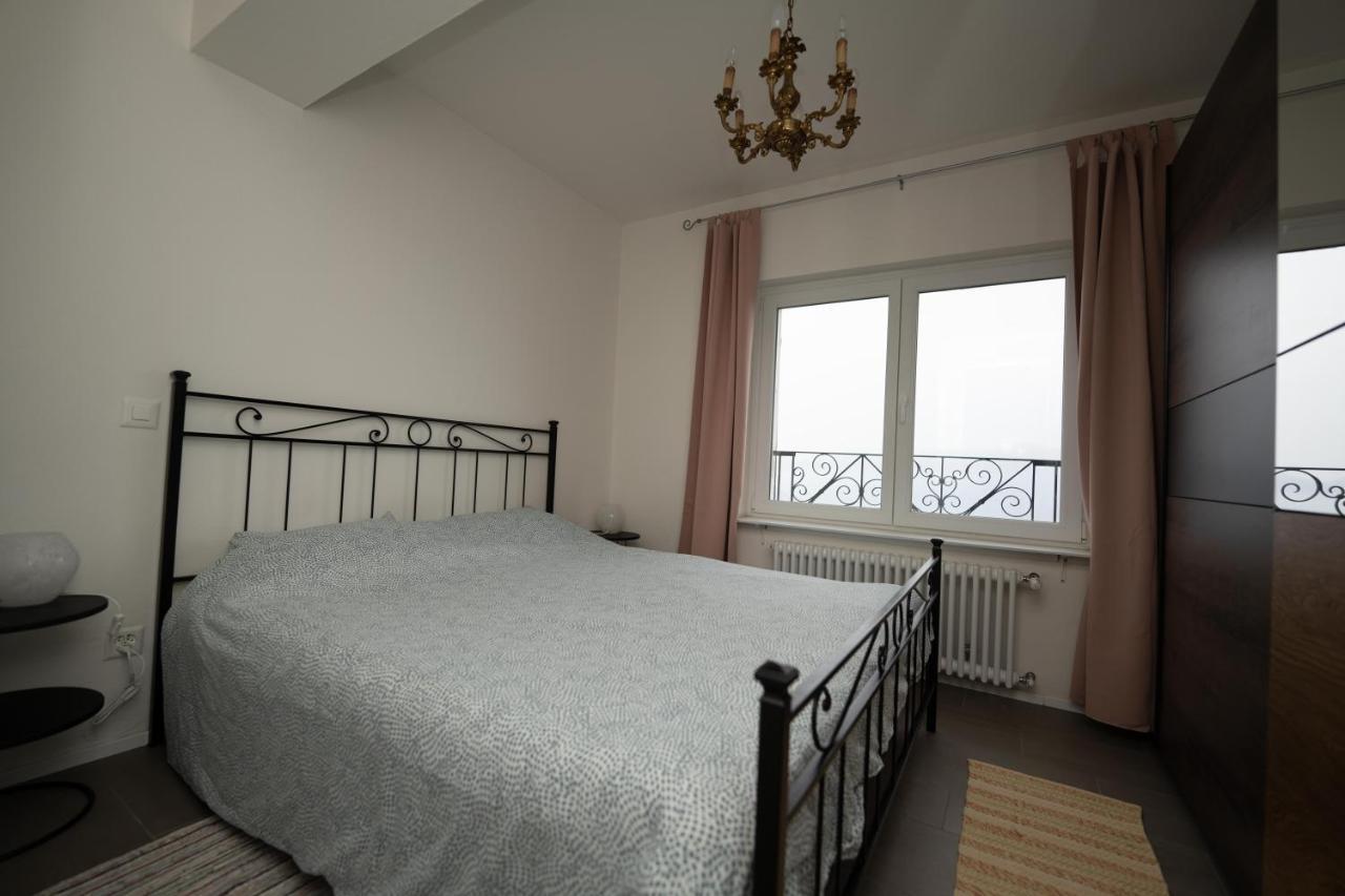 Entire With Stunning View Apartment Cademario