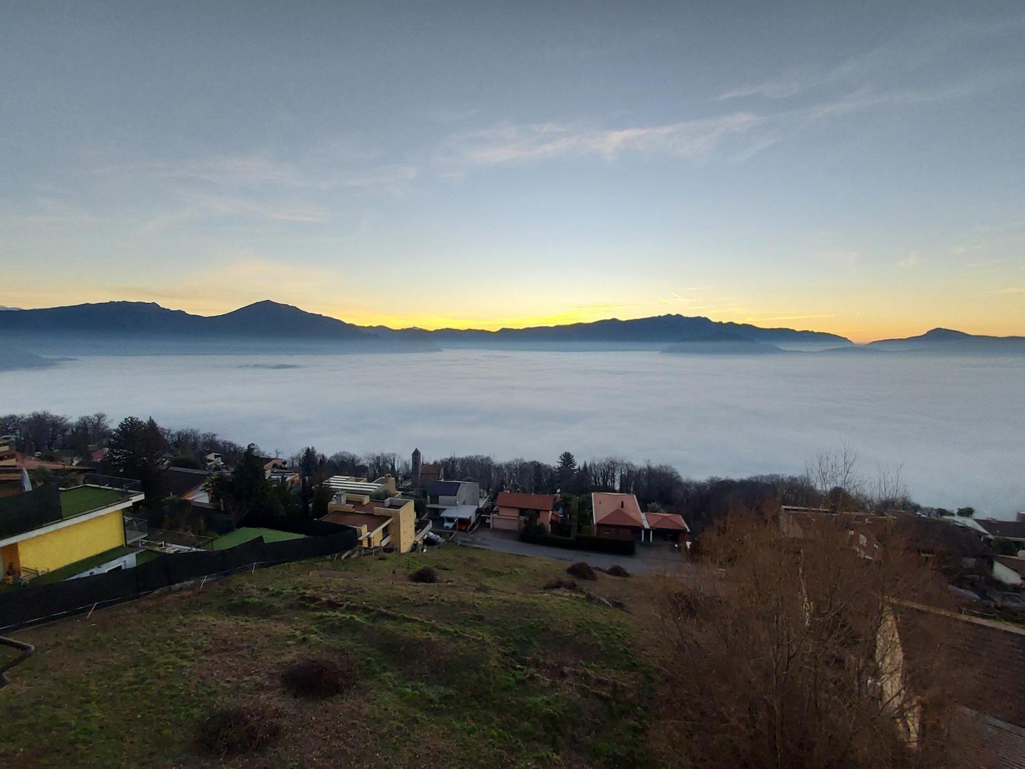 Entire With Stunning View Apartment Cademario